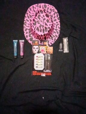 Pink Leopard Print Fedora Hat with Face Paint Kit - Pink